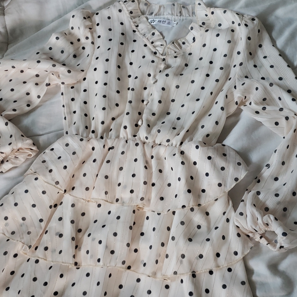 Poka dot cream dress